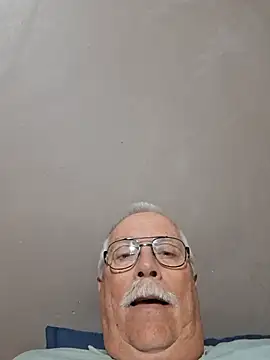 NawtyB1965 online show from August 7, 2026, 3:52 am
