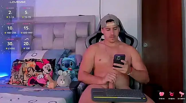 victor vixen online show from January 13, 2025, 4:41 pm