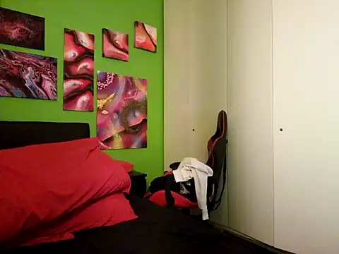 Snapshot of MASTERBULLY chatting on September 12, 2025, 9:59 pm MASTERBULLY online show from September 12, 2025, 9:59 pm