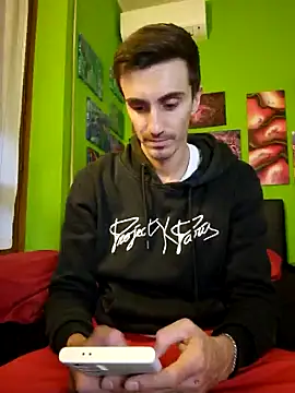 Snapshot of MASTERBULLY chatting on September 24, 2025, 5:05 pm MASTERBULLY online show from September 24, 2025, 5:05 pm