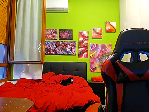 Snapshot of MASTERBULLY chatting on October 18, 2025, 4:30 pm MASTERBULLY online show from October 18, 2025, 4:30 pm