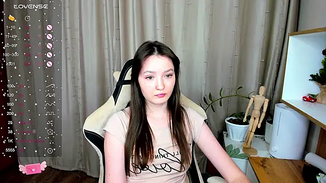 Snapshot of Fairyy_Moon chatting on January 13, 2025, 12:24 pm Fairyy Moon online show from January 13, 2025, 12:24 pm