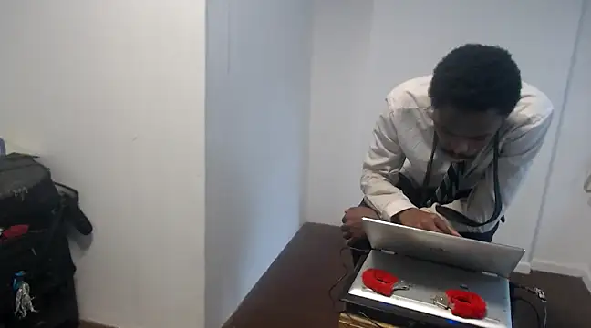 Snapshot of Mastertopdome chatting on January 19, 2025, 7:37 pm Mastertopdome online show from January 19, 2025, 7:37 pm