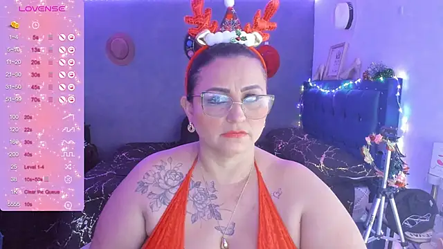 Ivonnee   online show from December 22, 2024, 8:27 am