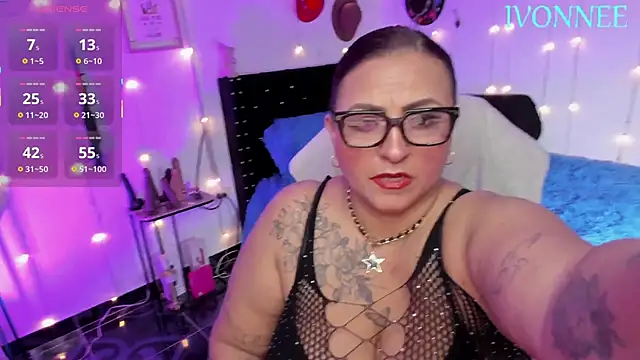 Ivonnee   online show from February 3, 2026, 3:37 am