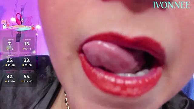 Ivonnee   online show from February 15, 2026, 11:41 am