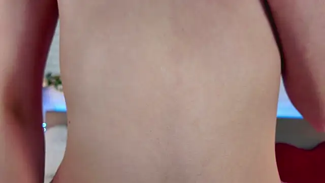 Snapshot of NovaBlissss chatting on September 30, 2025, 2:11 pm NovaBlissss online show from September 30, 2025, 2:11 pm