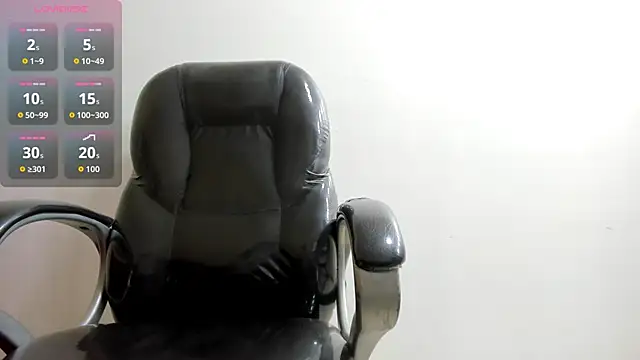 Snapshot of DamiBright chatting on September 10, 2025, 7:14 pm DamiBright online show from September 10, 2025, 7:14 pm