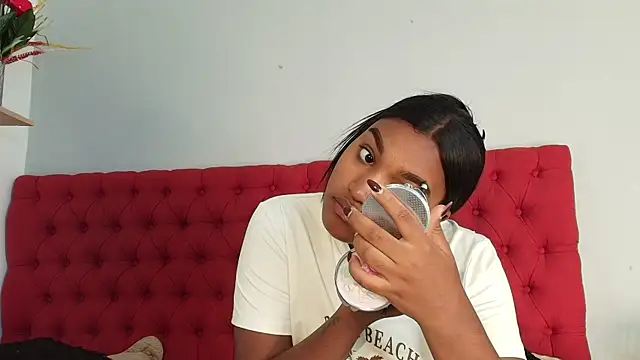 Snapshot of kayna_gomez chatting on July 2, 2026, 7:09 pm kayna gomez online show from July 2, 2026, 7:09 pm