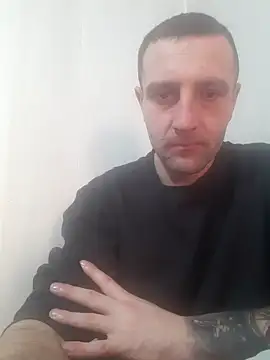 Snapshot of serjdj90 chatting on January 1, 2025, 6:26 am serjdj90 online show from January 1, 2025, 6:26 am