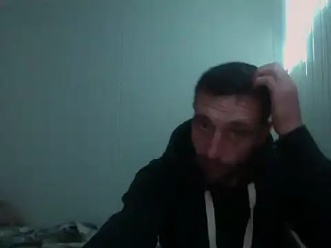 Snapshot of serjdj90 chatting on October 12, 2025, 9:25 pm serjdj90 online show from October 12, 2025, 9:25 pm