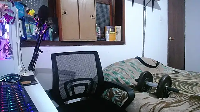 esjrobles online show from December 21, 2024, 2:41 am