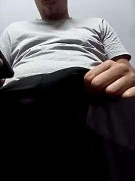 Snapshot of mahhh2024 chatting on October 18, 2025, 3:35 pm mahhh2024 online show from October 18, 2025, 3:35 pm