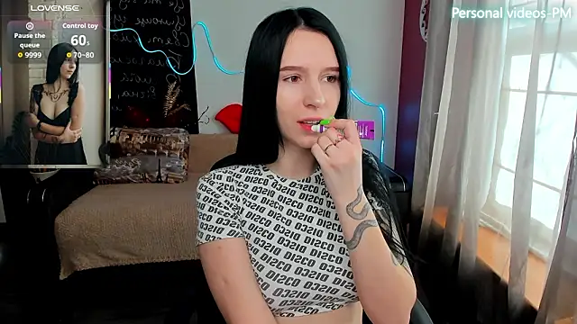 KarolinaBlacks online show from March 29, 2026, 5:29 am