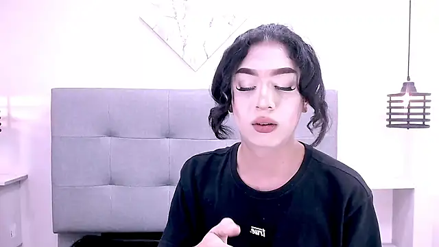 Snapshot of Eban_Dustan chatting on September 20, 2025, 5:08 am Eban Dustan online show from September 20, 2025, 5:08 am