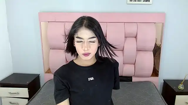 Snapshot of Eban_Dustan chatting on September 23, 2025, 11:30 pm Eban Dustan online show from September 23, 2025, 11:30 pm