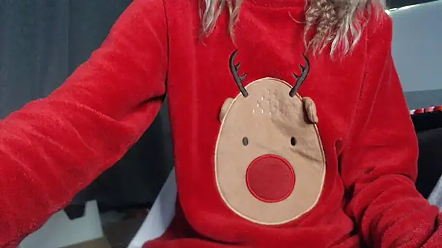 Snapshot of LetsGetMessyBBy chatting on February 27, 2025, 9:58 pm LetsGetMessyBBy online show from February 27, 2025, 9:58 pm