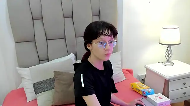 Snapshot of Nastya_Fantasy chatting on December 28, 2024, 7:33 pm Nastya Fantasy online show from December 28, 2024, 7:33 pm