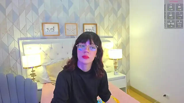 Snapshot of Nastya_Fantasy chatting on January 28, 2025, 7:32 pm Nastya Fantasy online show from January 28, 2025, 7:32 pm