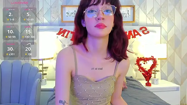 Snapshot of Nastya_Fantasy chatting on February 14, 2025, 7:12 pm Nastya Fantasy online show from February 14, 2025, 7:12 pm