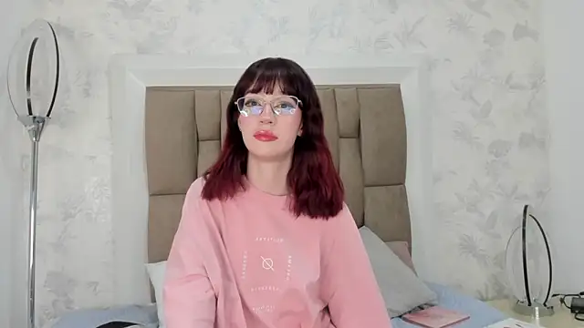 Snapshot of Nastya_Fantasy chatting on March 8, 2025, 11:05 am Nastya Fantasy online show from March 8, 2025, 11:05 am