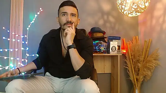 Reiko 85  online show from March 15, 2026, 2:23 pm