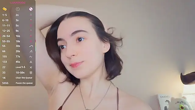 DracosMoon online show from April 14, 2026, 7:14 am