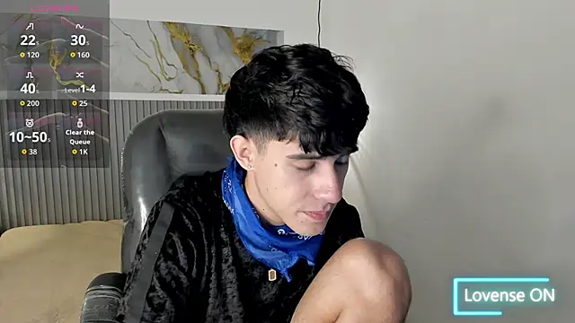 Dyla n18 online show from April 17, 2026, 8:23 pm