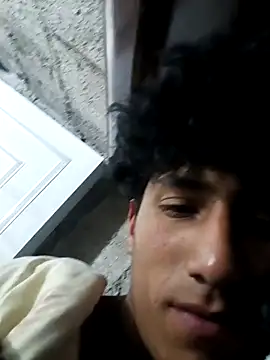 alexander32r online show from September 16, 2025, 6:47 am