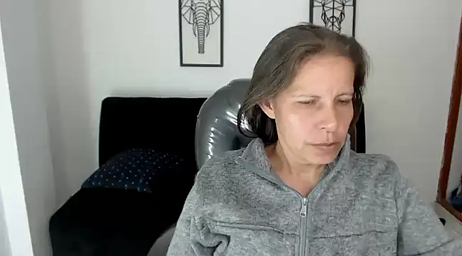 Milf karlye online show from December 28, 2024, 5:23 am