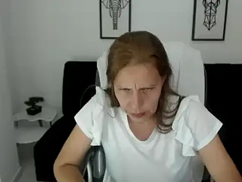 Snapshot of Milf_karlye chatting on March 2, 2025, 12:53 am Milf karlye online show from March 2, 2025, 12:53 am