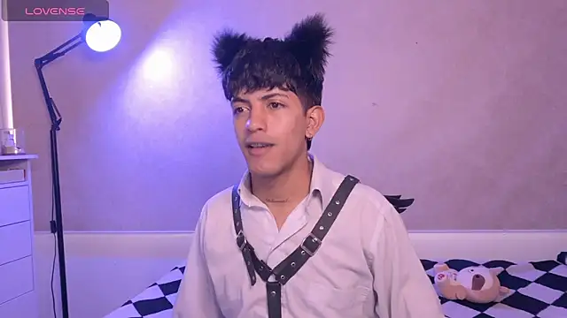 Snapshot of teobowny_ chatting on January 18, 2026, 9:51 pm teobowny online show from January 18, 2026, 9:51 pm