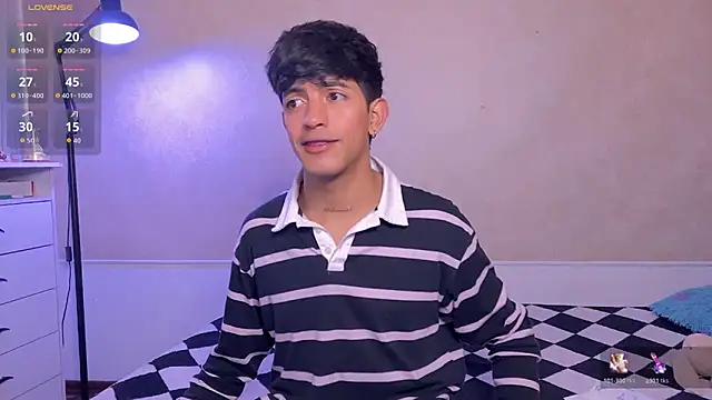 Snapshot of teobowny_ chatting on February 21, 2026, 8:54 pm teobowny online show from February 21, 2026, 8:54 pm