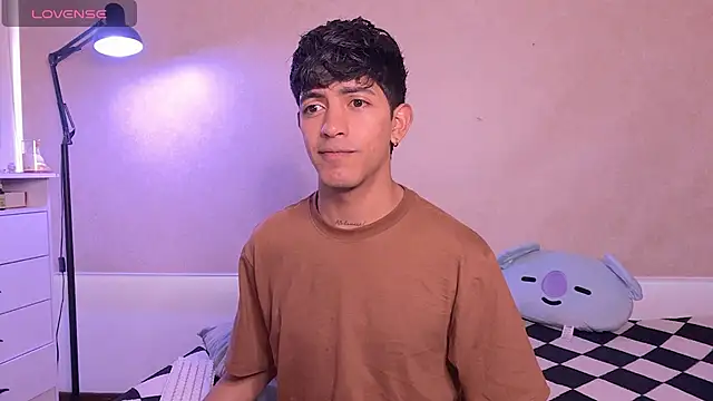 Snapshot of teobowny_ chatting on February 26, 2026, 8:30 pm teobowny online show from February 26, 2026, 8:30 pm