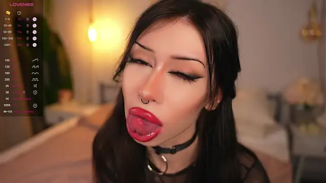 Snapshot of Devilsss_toy chatting on November 8, 2025, 4:07 pm Devilsss toy online show from November 8, 2025, 4:07 pm