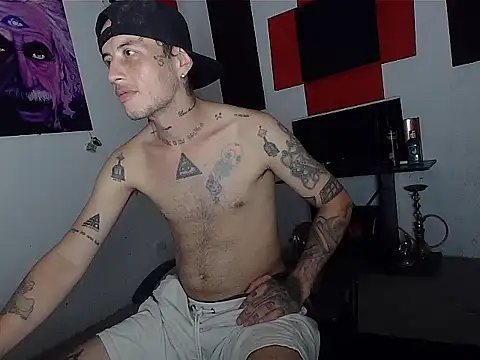 patrik tattoo  online show from April 27, 2026, 11:25 pm