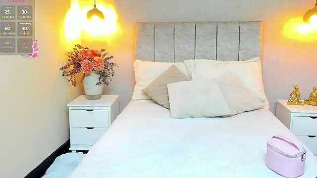 tutu milf online show from October 6, 2025, 7:11 pm