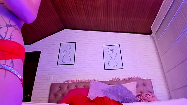 Snapshot of Kitty_Pam chatting on October 4, 2025, 9:18 am Kitty Pam online show from October 4, 2025, 9:18 am