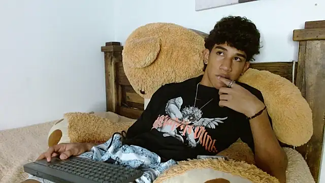 Snapshot of hares_mds chatting on January 10, 2025, 12:58 pm hares mds online show from January 10, 2025, 12:58 pm