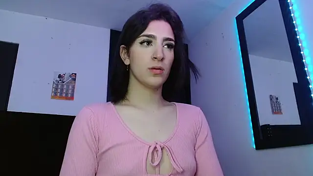 Snapshot of Triana_Damelio chatting on November 7, 2025, 6:19 pm Triana Damelio online show from November 7, 2025, 6:19 pm