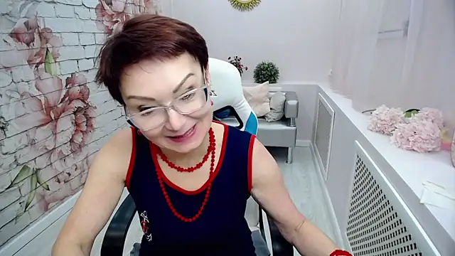 Snapshot of Cutie_Asya chatting on February 6, 2025, 11:21 am Cutie Asya online show from February 6, 2025, 11:21 am