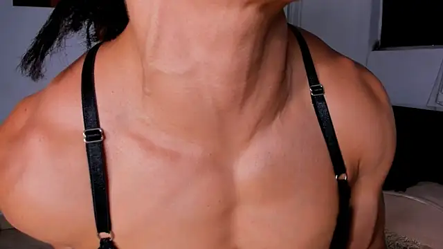 Snapshot of alexafit chatting on November 6, 2025, 5:03 pm alexafit online show from November 6, 2025, 5:03 pm