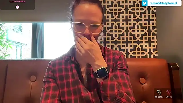 Snapshot of MelodyRoseUk chatting on February 6, 2026, 11:02 am MelodyRoseUk online show from February 6, 2026, 11:02 am