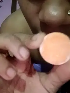 Snapshot of Miss-Kamini chatting on January 10, 2025, 2:34 pm Miss-Kamini online show from January 10, 2025, 2:34 pm