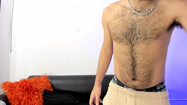 JuanDiegoKing online show from March 3, 2025, 1:42 pm