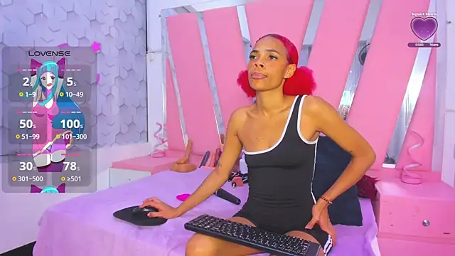 Snapshot of Brithanyslim chatting on September 10, 2025, 7:47 pm Brithanyslim online show from September 10, 2025, 7:47 pm