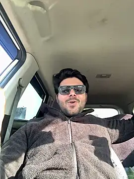 Snapshot of Gaonkadesilonda chatting on December 7, 2024, 9:39 am Gaonkadesilonda online show from December 7, 2024, 9:39 am