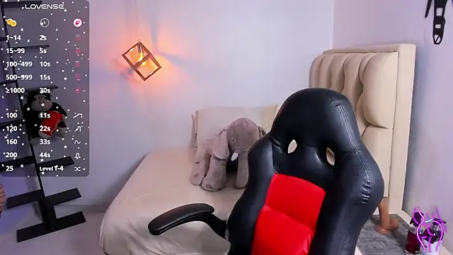 DENISERICHARD2 online show from January 8, 2026, 3:20 am