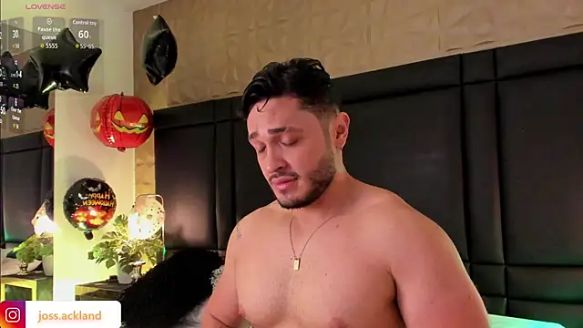 Snapshot of JossAckland chatting on October 23, 2025, 8:07 pm JossAckland online show from October 23, 2025, 8:07 pm