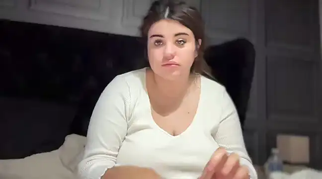 curvybabesx1 online show from March 21, 2025, 5:11 am